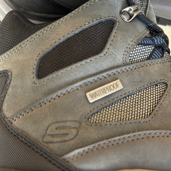 Skechers Men's Gray and Black Hiking Boots - Picture 3 of 5